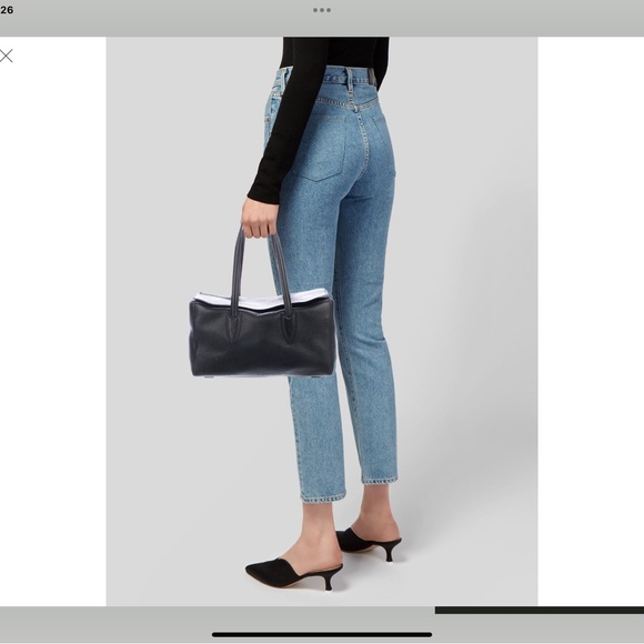 Max Mara - Picture 3 of 4